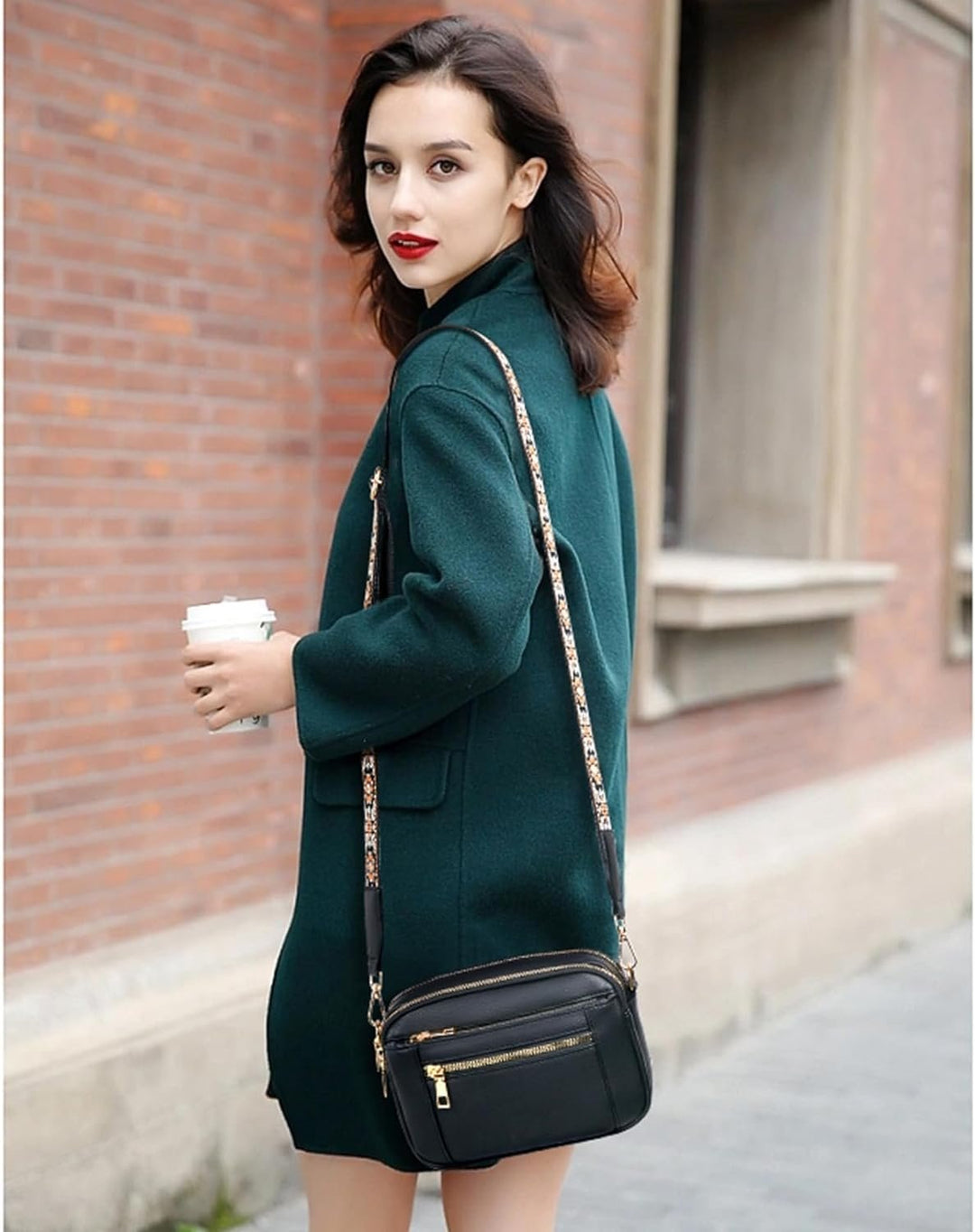 LEONTINE | ELEGANT SHOULDER BAG WITH FLORAL STRAP