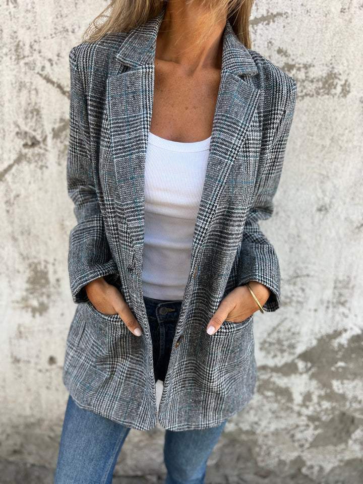 KIARA | ELEGANT BLAZER