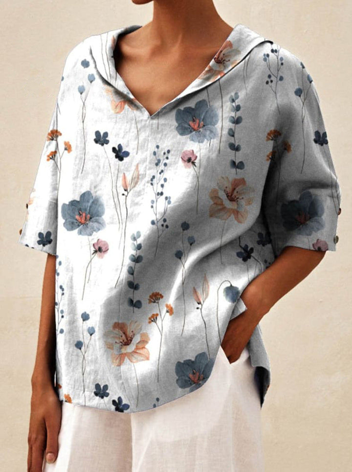 CÉLINE | ELEGANT TOP WITH V-NECKLINE