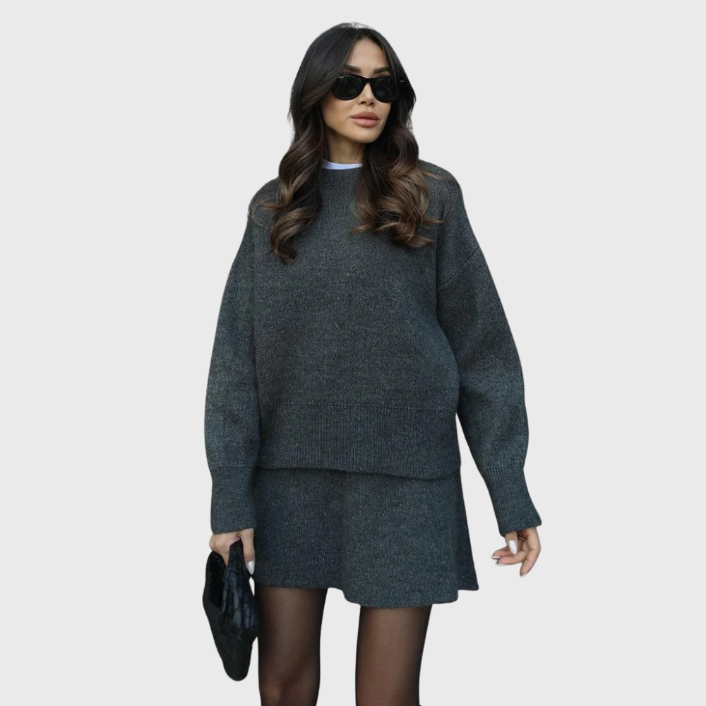 VANESSA | ELEGANT TWO-PIECE SET