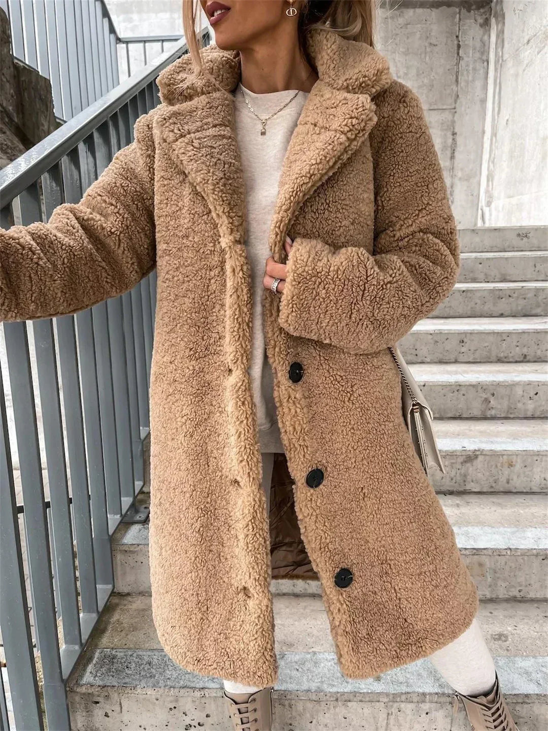 ALEXA | COSY TEDDY-STYLE JACKET