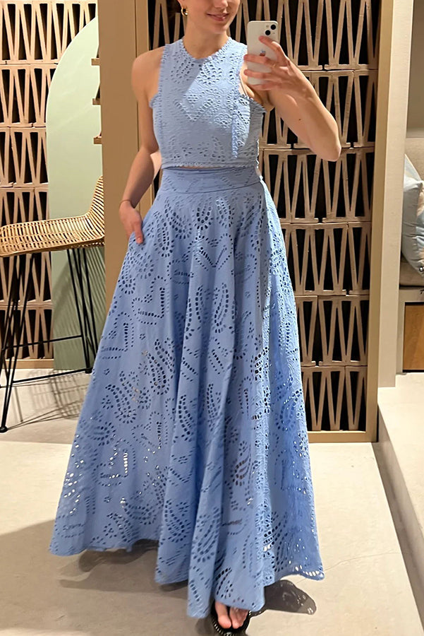 INESA | TWO-PIECE SET WITH EMBROIDERY AND HIGH-WAIST MAXI SKIRT