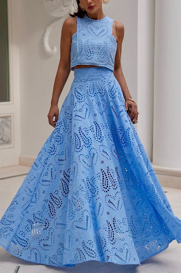 INESA | TWO-PIECE SET WITH EMBROIDERY AND HIGH-WAIST MAXI SKIRT