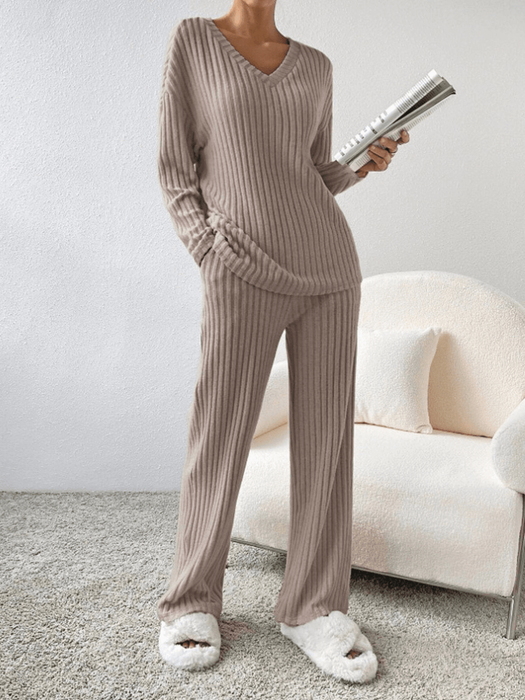 FENNA | COSY & COMFORTABLE TWO-PIECE SET